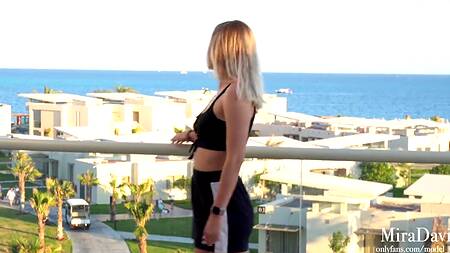 Что, может ляжешь на пол, а я попрыгаю? — предлагает блондинка на 04:58. Блядь, возьми меня — просит малышка на 05:08. Прыгает на члене и её киска течёт капелькой женской спермы на 09:09; вскрикивает от оргазма на 09:13. Сочная писечка вблизи на 10:36,