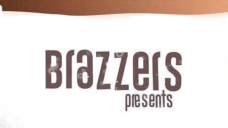 Придушивает сочную шлюшку на 31:17, 33:44; лижет её сиськи на 32:03. Я кончаю — громко стонет на 31:21   Модель:Savannah Bond Студия:Brazzers  Категория: зарубежное