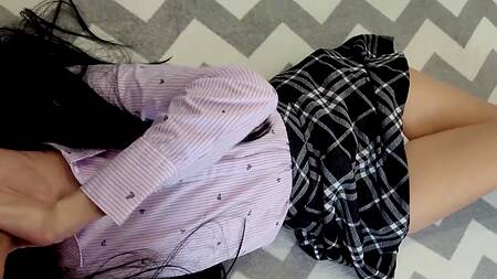 Накончал на сочную киску брюнетки на 07:50; засунул член в её писю для кремпая на 07:52. Густая сперма вытекает из вагины на 07:58, 08:20   Модель:Mira Lime  Категория: зарубежное