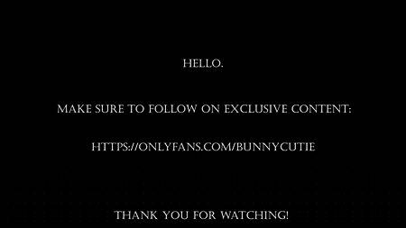 Разрешила лучшей подружке попрыгать на члене любимого парня, который ни о чем не догадывается