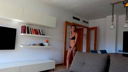 Искупал в сперме подружку с маленькими сиськами, которая так хотела камшот на лицо