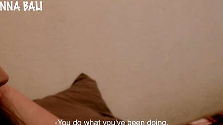 Напуганная голая девушка прячется от грозы на крепком члене соседа, трахаясь от первого лица