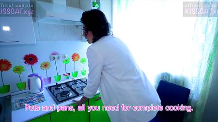 Риелторша и квартирку успешно сдала и сексиком занялась