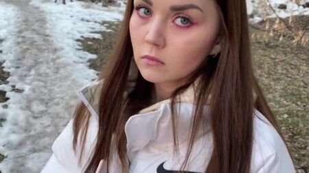 Благородный пикапер заслуживает на глубокий минет от едва знакомой девушки