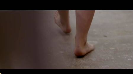 Студент в библиотеке трахает рыжую художницу