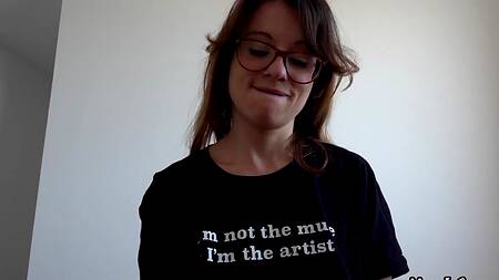 Задрочила парня до оргазма руками после приятного секса в анал раком