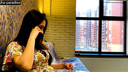 Русская мачеха предлагает сынку потрахаться после грязной измены мужа