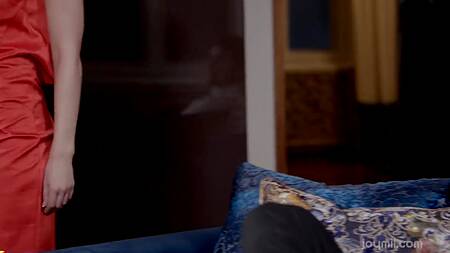 Красотка перед прогулкой рада заняться сексом