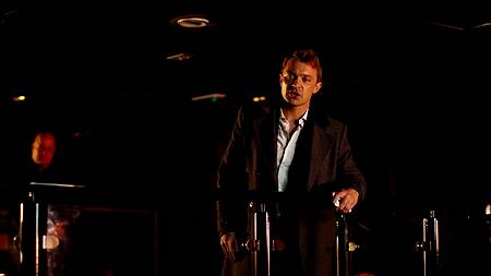 Задержание рыжей красотки с применением гигантского члена размером с дубинку