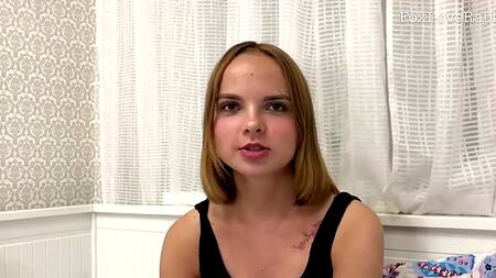 Братик накончал в рот миленькой сестре после откровенных разговоров о сексе