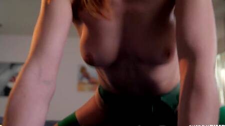 Жаркой выебанной рыженькой крале в чулках обкончали волосатый лобок