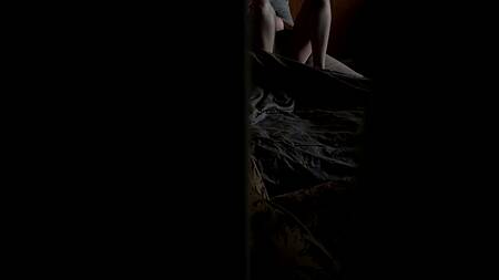 Братик разводит на секс сестру, обещая сохранить ее секрет о мастурбации