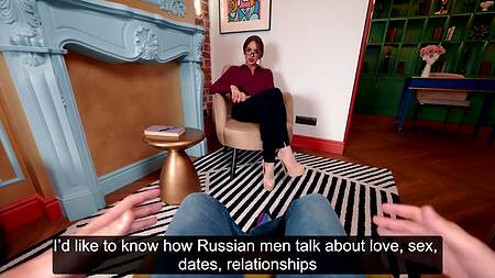 Гладкая киска жаркой училки по русскому выебана во время урока за деньги