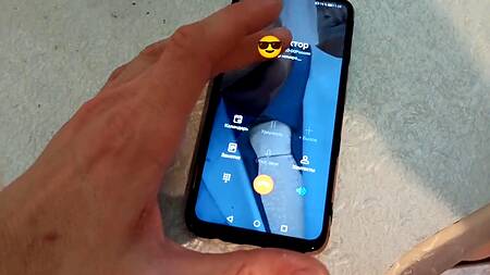 Очень глобикий минет от аппетитной телочки в качестве расплаты за проигранное желание