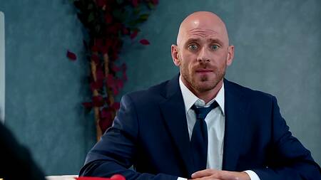 Лысый из браззерс отжарил зрелую начальницу во время собеседования