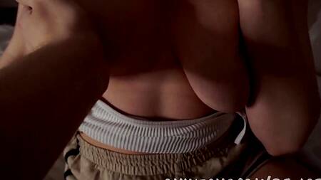 Шантажом заставил красотку с большими сиськами потрахаться и случайно кончил ей в киску