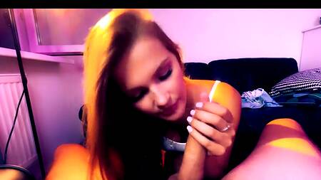 Предпочел кончить в киску русской красотки после бесподобного отсоса от первого лица