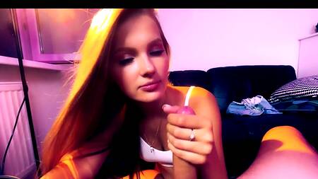 Предпочел кончить в киску русской красотки после бесподобного отсоса от первого лица