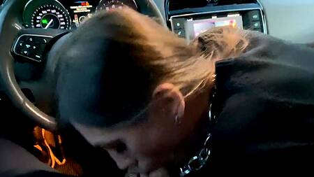 Пикапер устроил маленький порно кастинг московской телочке прямо в машине