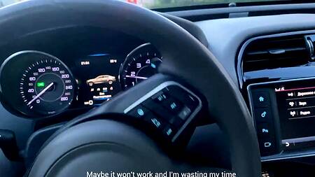 Пикапер устроил маленький порно кастинг московской телочке прямо в машине