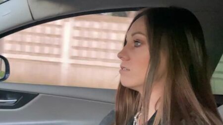 Пикапер устроил маленький порно кастинг московской телочке прямо в машине