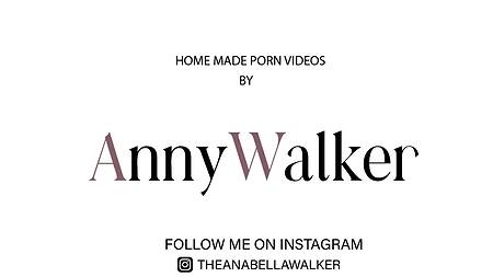 Школьница с большими сиськами не сдала экзамены и получила крепкий хуй отца в киску