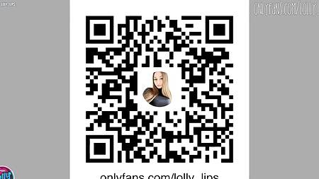 Сексуальная глупышка с большими сиськами Loly Lips вертится на хую бойфренда как заводная