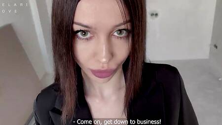 Дал рассрочку красивой брюнетке с силиконовыми сиськами после глубокого минета с камшотом на лицо