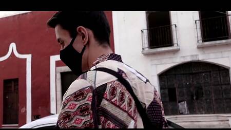 Слишком большой член для тугой киски миниатюрной азиатки, которая очень хочет секса