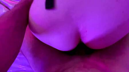 Обкончал попку пьяной подружке выебав ее киску за не пунктуальность