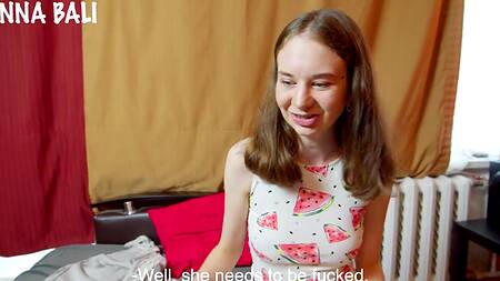 Сравнил силиконовую киску с настоящей, пылко выебав каждую на камеру