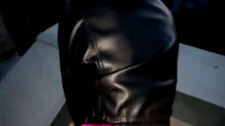 Шальная русская девушка ебется с бойфрендом в вагоне метро, снимая публичный секс на телефон