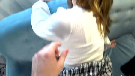 Сеанс терапии прошел раком для сексапильной докторши в белых чулках