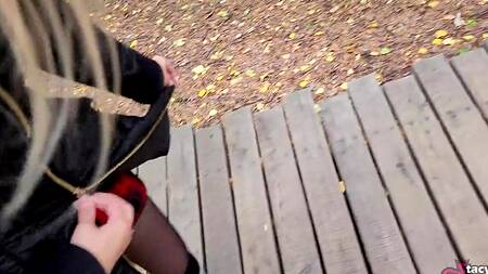 Что ты смотришь? Сам кончил на публике, и другим не мешай 19.6K Модели:Stacy StarandoAlice Novak  русское