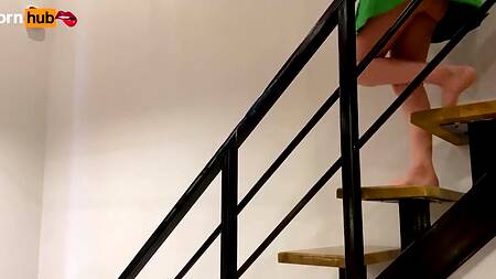 Сынок удовлетворил своим хуем выпившую русскую мамку с большой задницей