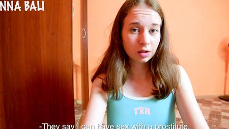 Красотка сестра помогла застенчивому брату лишиться девственности в ее сладкой киске