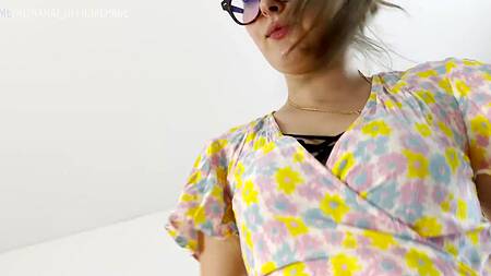 Пришлось оттрахать русскую маму с большой жопой раком из-за ее сочного минета