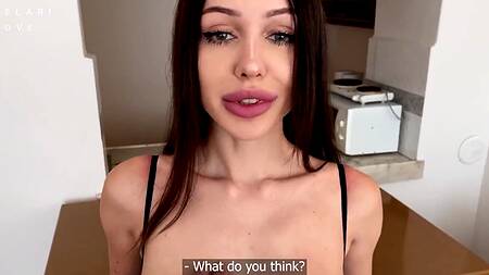 Элитная шлюшка сделала скидку девственнику и бесплатно разрешила кончить на лицо