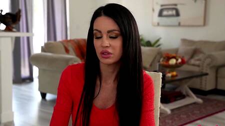 Похотливые жены хотят большой хуй на десерт и устраивают свингер оргию