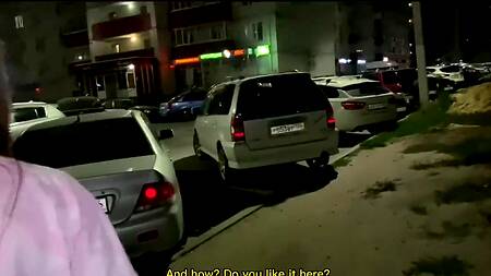 Пикапер нагнул раком в подъезде едва знакомую девушку после отсоса на балконе