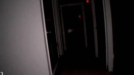 Брюнетка бьет рекорды по отсосам в глорихол, глотая каждый камшот в ее рабочий рот