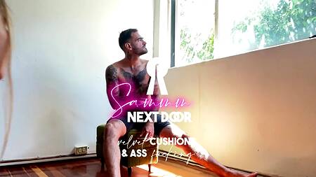 Громкие стоны дикой сучки как результат приятного анального секса раком