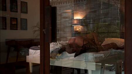 Разогретую кунилингусом киску грудастой блондинки натягивают на крепкий хуй