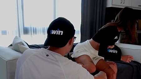 Куколд дрочит, а его миленькую телку ебет раком кто-то другой и кончает внутрь