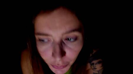 Подарила свою тугую анальную дырку бойфренду на Новый год под елкой