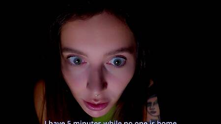 Подарила свою тугую анальную дырку бойфренду на Новый год под елкой