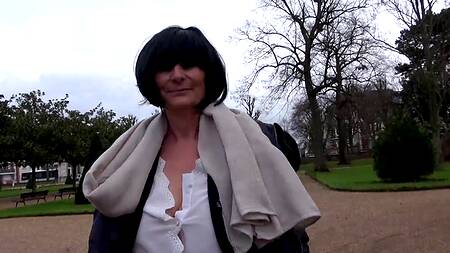 Порнофильм: 50-летние, замужние шлюхи (2020)