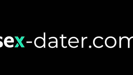 Глубоко сосущая рыжая цыпочка давиться большим членом и наслаждается спермой во рту