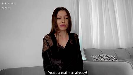 Красотка с психическим расстройством задумала оттрахать выдуманного сына