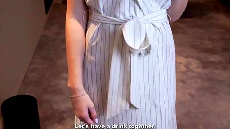 Чувак кончил, но продолжил трахать раком длинноногую блондинку из России